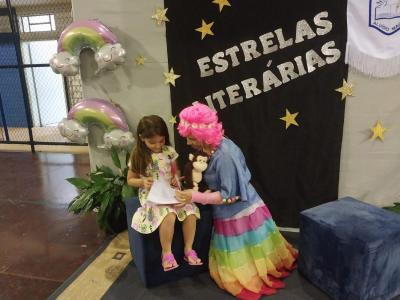 Noite de AutÃ³grafos dos alunos do Jardim 2 da Escola AluÃ­sio Maier foi um verdadeiro sucesso
